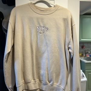 Small Nike crewneck